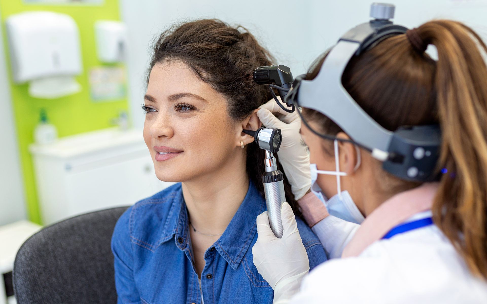 ear-wax-microsuction-chepstow